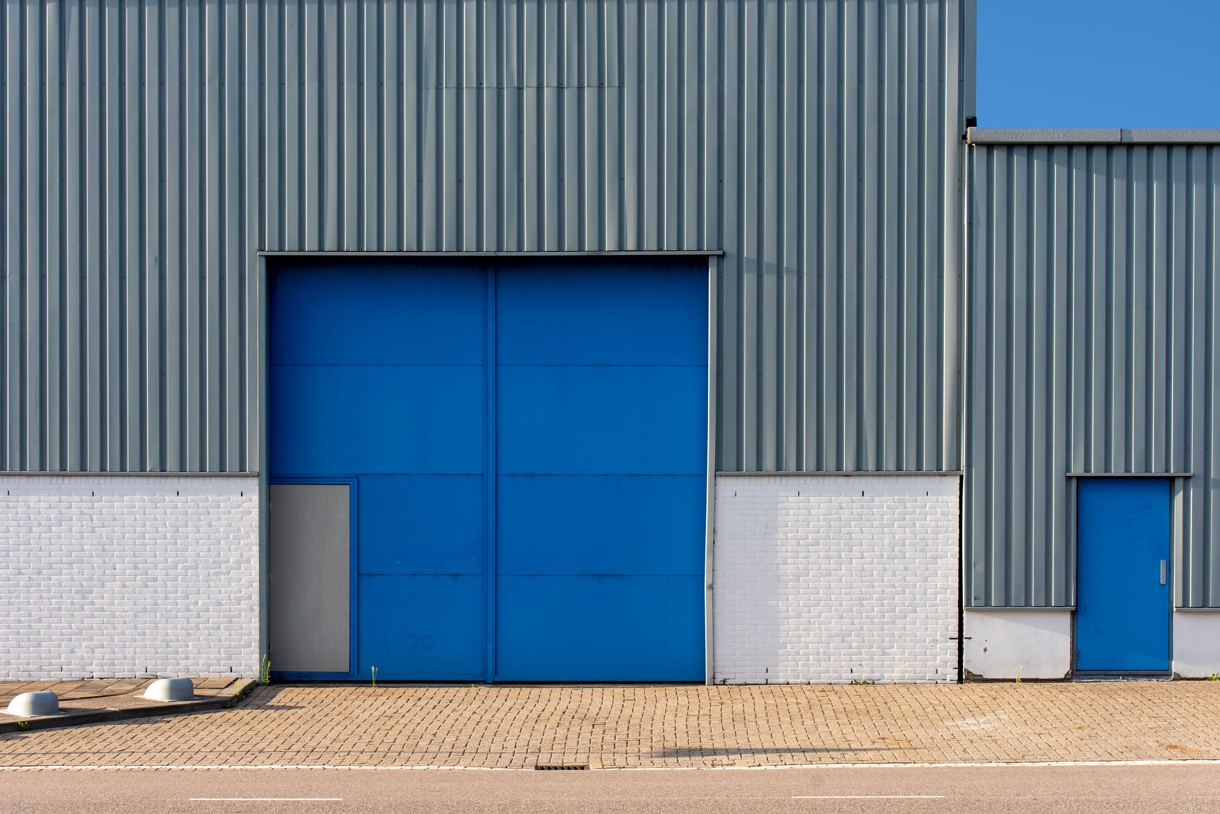 Gevel van een industriële loods